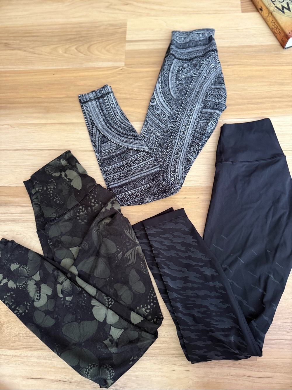 lululemon athletica Black, Gray & Green Patterned Leggings Pack